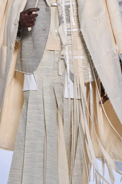 Look 92